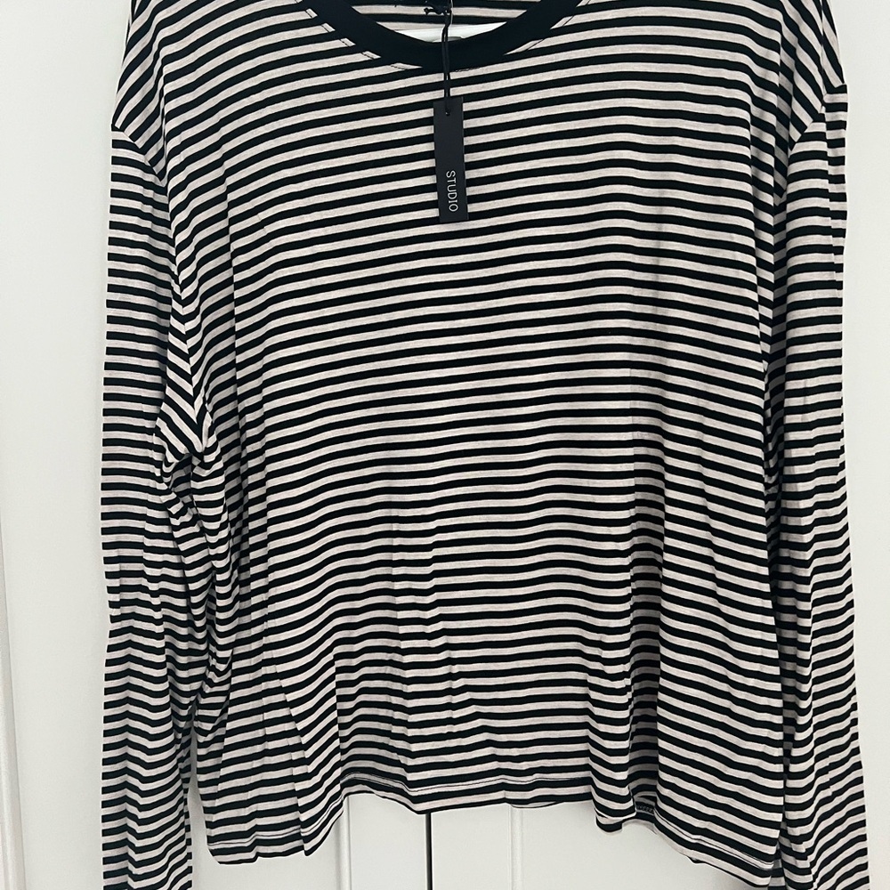 Studio Monochrome Striped Tee. Waist length. Chic and super comfortable. Soft. - Picture 7 of 14